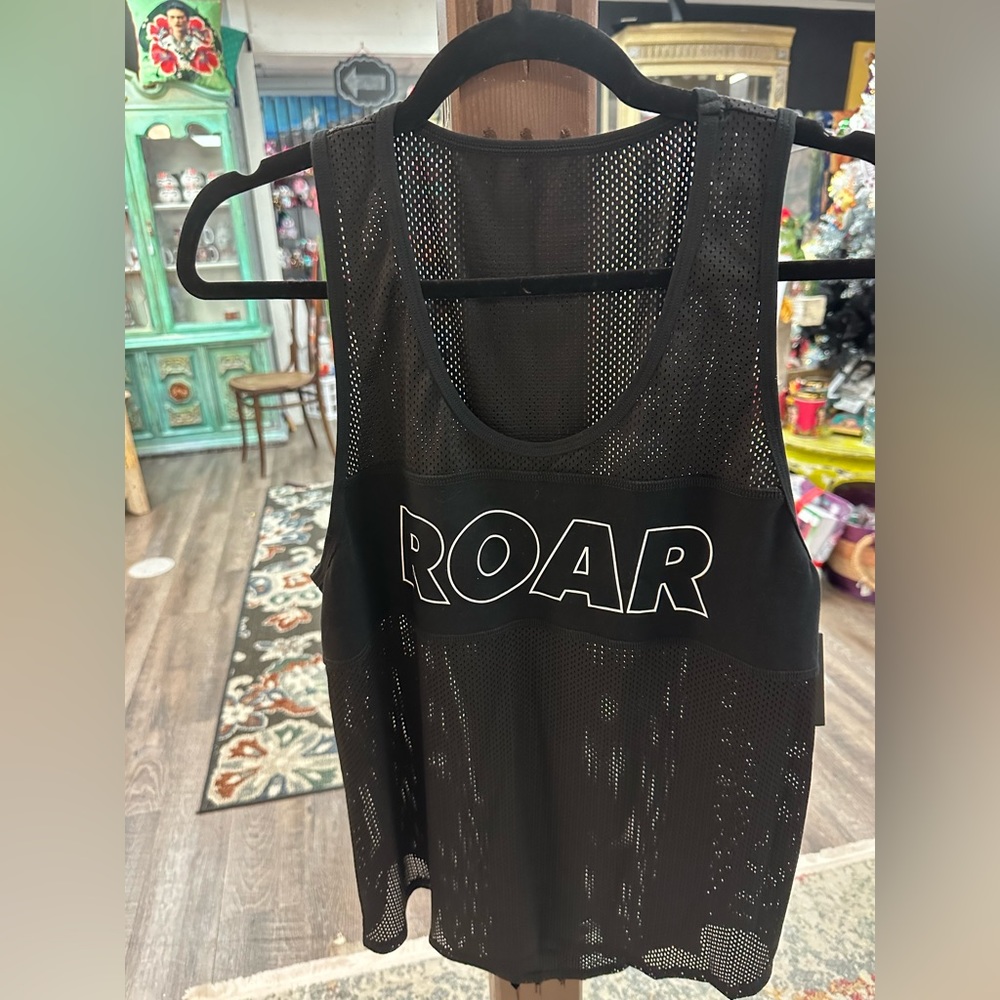 Work out Top with mesh